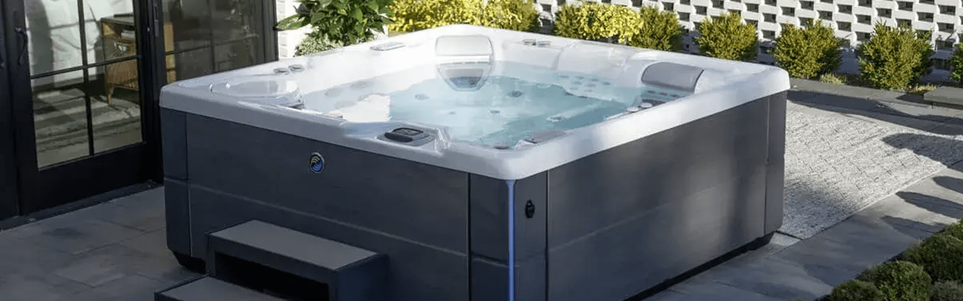 What to Know About Salt Water Hot Tubs